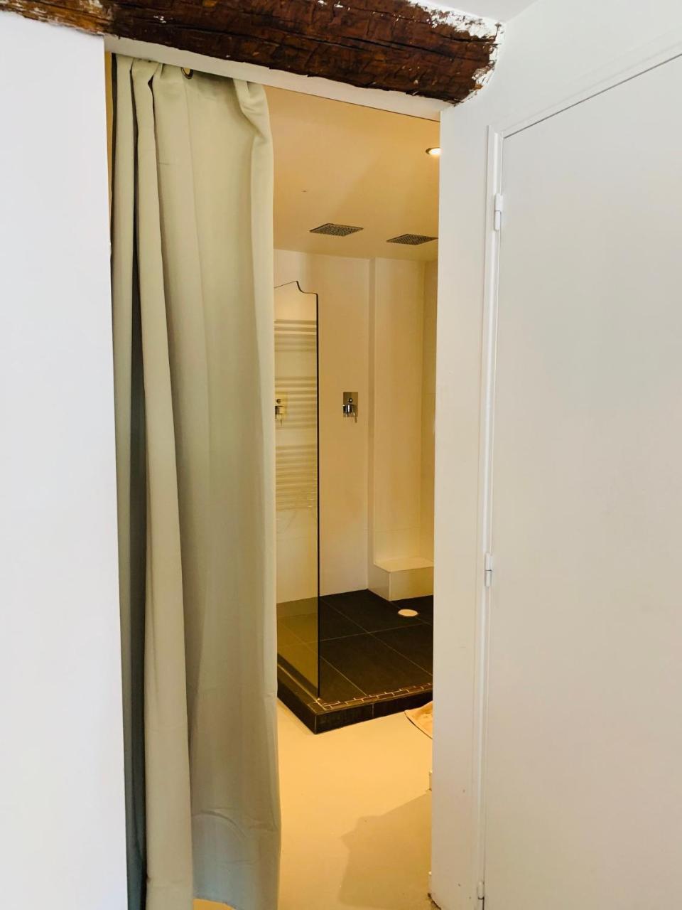 Ross 5- F2, Lumineux, Balcon, Loft, Clim, Vieux-Νίκαια Εξωτερικό φωτογραφία